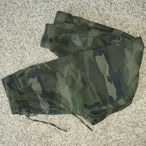 Hollister Camo Joggers Small